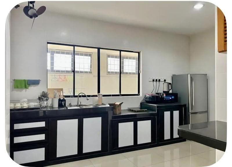 Rumah Berkembar untuk Disewa di Kampung Mohd Amin (Johor Bahru) - Valerie Saw - Kitchen - PropertyGuru.com.my