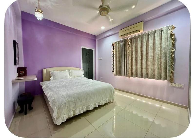 Rumah Berkembar untuk Disewa di Kampung Mohd Amin (Johor Bahru) - Valerie Saw - Bedroom - PropertyGuru.com.my
