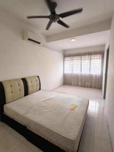 Rumah Teres 2-Tingkat untuk Disewa di Taman Bukit Bayu Senai (Kulai) - Valerie Saw - Bedroom - PropertyGuru.com.my