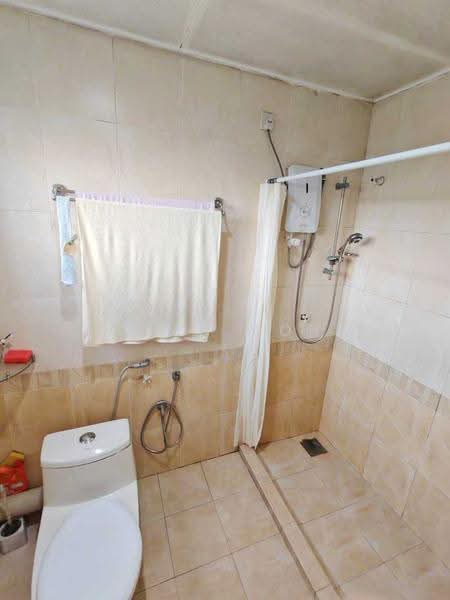 Rumah Teres 2-Tingkat untuk Dijual di Saujana Puchong (Puchong) - Evan Goh - Bathroom - PropertyGuru.com.my