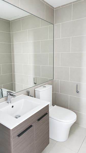 Kediaman Servis untuk Dijual di Residensi Estetik 8 (Est8) - Jane Lai - Bathroom - PropertyGuru.com.my