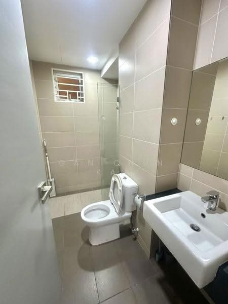 Kondominium untuk Disewa di Tropicana Bay Residences - Gan Chun Kai - Bathroom - PropertyGuru.com.my