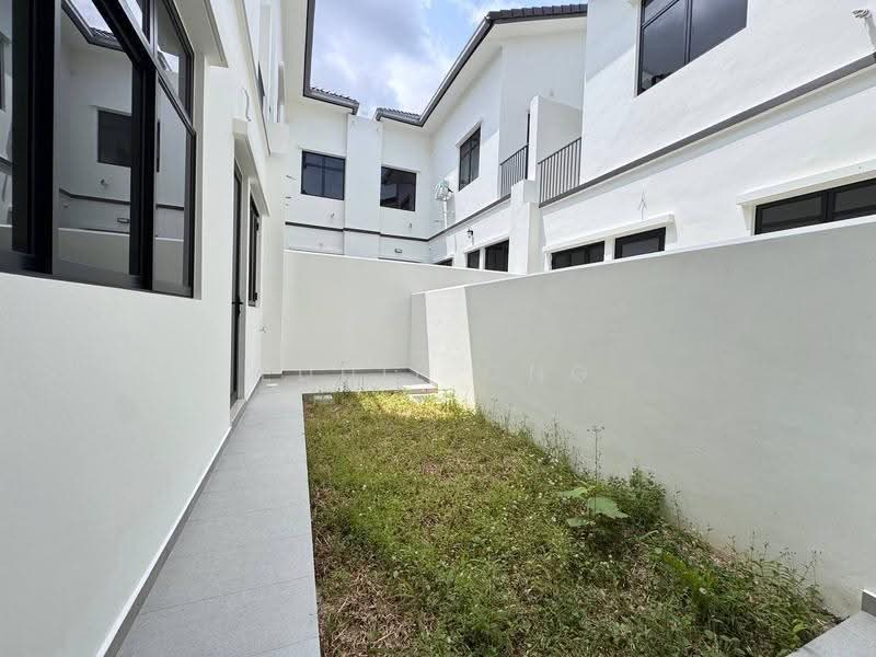 Cluster House for Sale in Eco Botanic (Iskandar Puteri (Nusajaya)) - Eddie Ong - Exterior - PropertyGuru.com.my