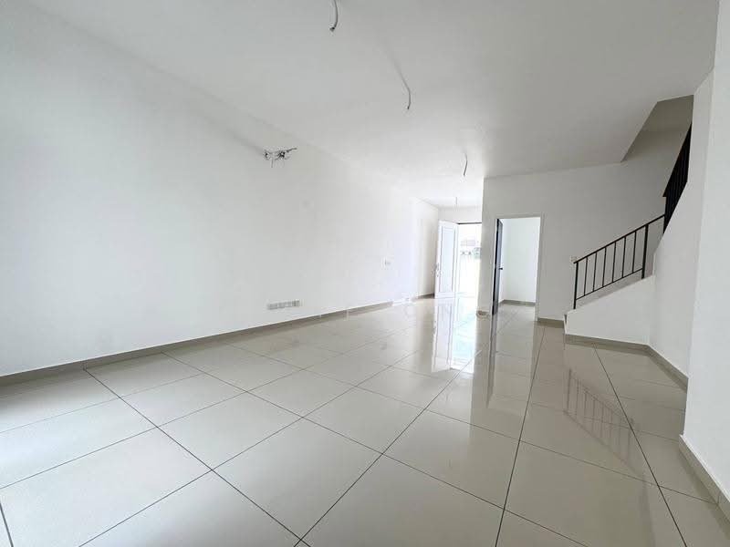 Cluster House for Sale in Eco Botanic (Iskandar Puteri (Nusajaya)) - Eddie Ong - Living Room - PropertyGuru.com.my
