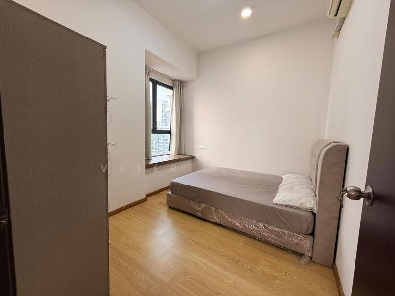 Condominium for Rent at Kings Bay @ Country Garden Danga Bay - Valerie Saw - Bedroom - PropertyGuru.com.my