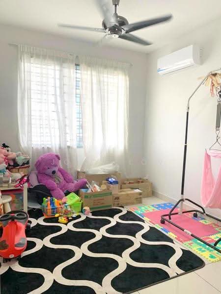 Kondominium untuk Dijual di Aurora Residence @ Lake Side City - Joyce Low - Bedroom - PropertyGuru.com.my