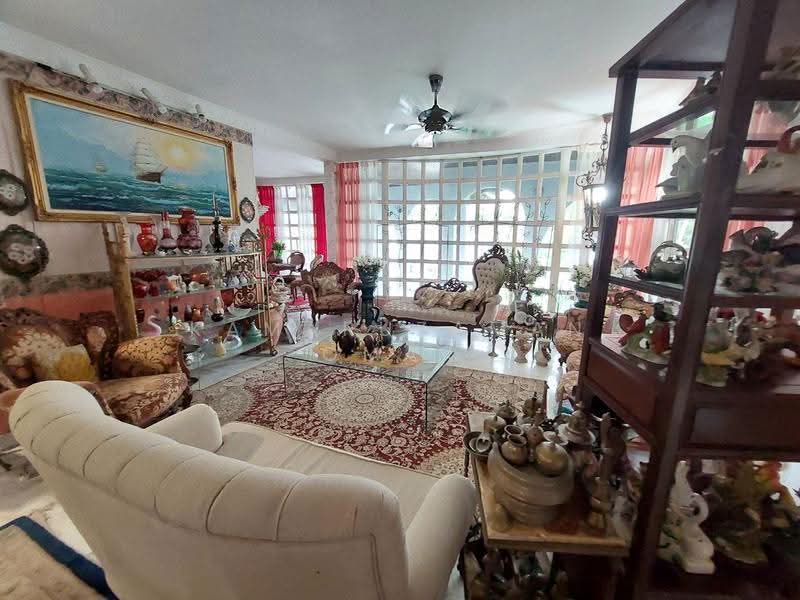 Bungalow House for Sale in Taman Melawati (Ulu Kelang) - Kamaruzaman Omar - Living Room - PropertyGuru.com.my