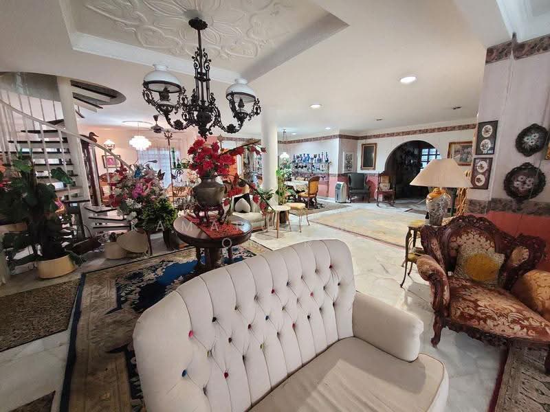 Bungalow House for Sale in Taman Melawati (Ulu Kelang) - Kamaruzaman Omar - Living Room - PropertyGuru.com.my