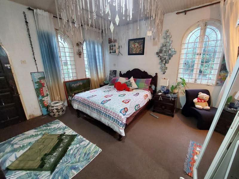 Bungalow House for Sale in Taman Melawati (Ulu Kelang) - Kamaruzaman Omar - Bedroom - PropertyGuru.com.my