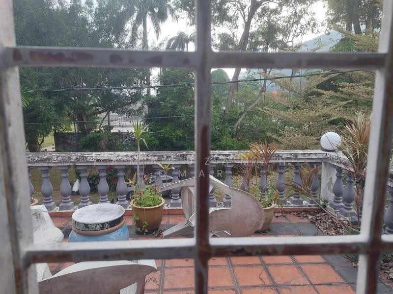 Bungalow House for Sale in Taman Melawati (Ulu Kelang) - Kamaruzaman Omar - Balcony - PropertyGuru.com.my