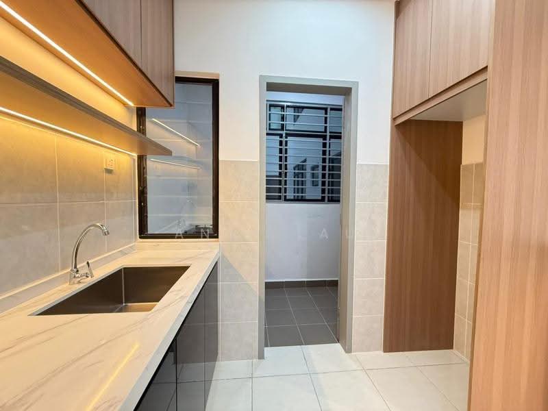 Condominium for Sale at Cassia Residence @ Laman View - Andy Lau - Kitchen - PropertyGuru.com.my