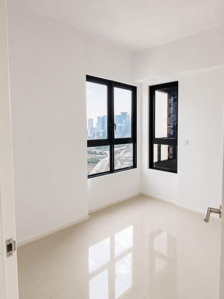 Kediaman Servis untuk Dijual di Residensi Estetik 8 (Est8) - Jane Lai - PropertyGuru.com.my