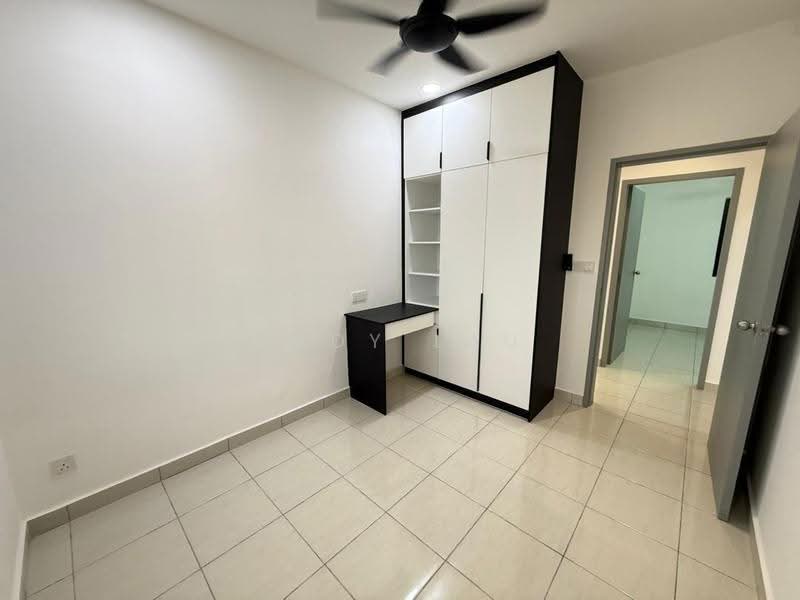 Kondominium untuk Dijual di Cassia Residence @ Laman View - Andy Lau - Bedroom - PropertyGuru.com.my