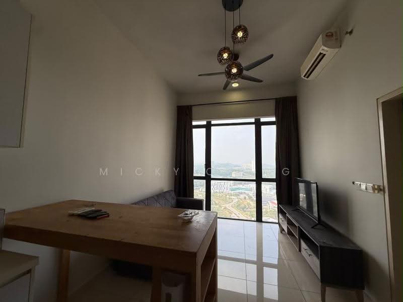 Kediaman Servis untuk Disewa di Third Avenue - Micky Cheng - Living Room - PropertyGuru.com.my