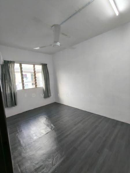 Flat for Sale at Sri Indah - Edmund Goh - Interior - PropertyGuru.com.my