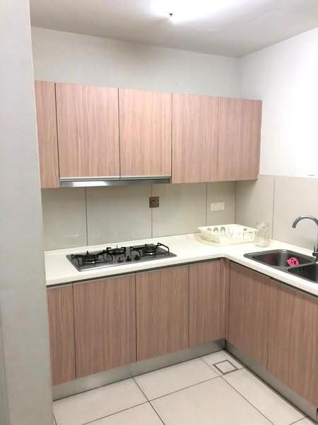 Kondominium untuk Dijual di Sri Putramas III / Royal Regent - Joyce Low - Kitchen - PropertyGuru.com.my