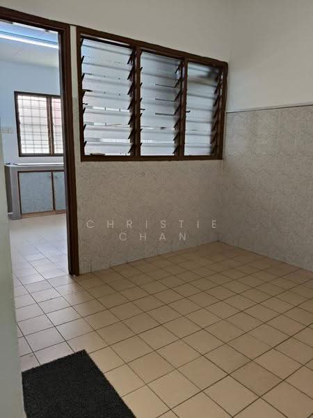 2-storey Terraced House for Rent in Usj 11 (Subang Jaya) - Christie Chan - Kitchen - PropertyGuru.com.my