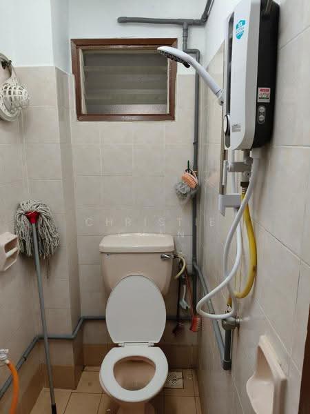 2-storey Terraced House for Rent in Usj 11 (Subang Jaya) - Christie Chan - Bathroom - PropertyGuru.com.my