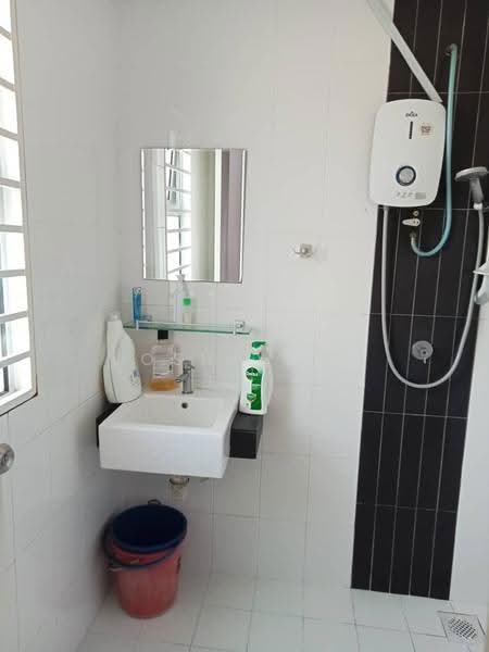 Kondominium untuk Disewa di Plaza Menjalara - Josh Yong - Bathroom - PropertyGuru.com.my