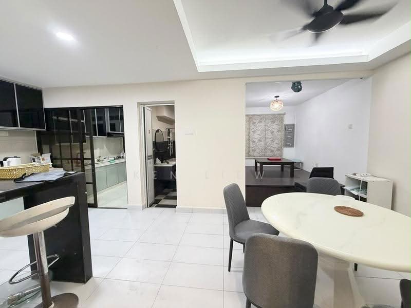 Rumah Teres 2-Tingkat untuk Disewa di Bandar Indahpura (Kulai) - Ken Liew - Kitchen - PropertyGuru.com.my
