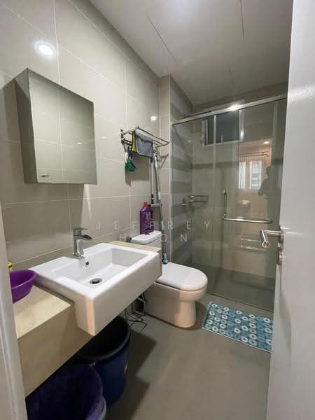 Condominium for Rent at Scenaria @ North Kiara Hills - Jeffrey Hoon - Bathroom - PropertyGuru.com.my