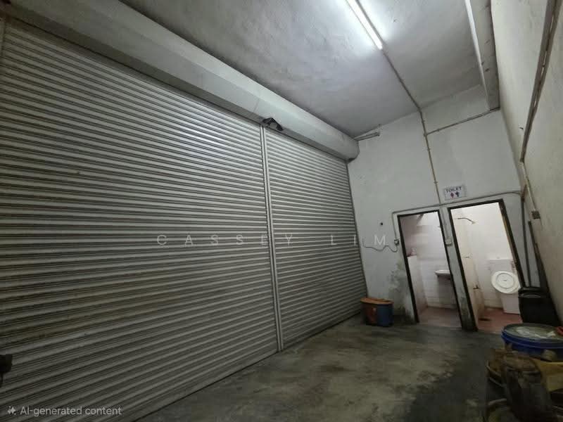 Terrace Factory for Sale in Shah Alam (Selangor) - Cassey Lim - Bathroom - PropertyGuru.com.my