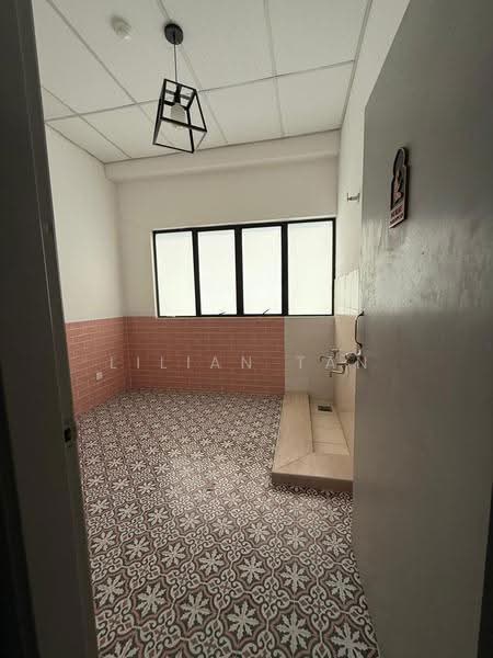 Kilang untuk Disewa di Puchong (Selangor) - Lilian Tan - Bathroom - PropertyGuru.com.my
