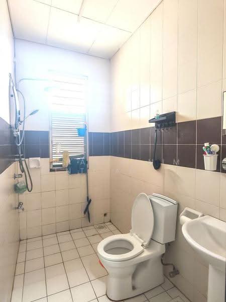 2-storey Terraced House for Sale in Denai Alam (Shah Alam) - FARAH HANIM BINTI AD SUHADAK SUHADAK - Bathroom - PropertyGuru.com.my