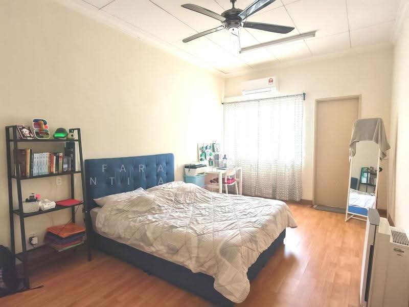 2-storey Terraced House for Sale in Denai Alam (Shah Alam) - FARAH HANIM BINTI AD SUHADAK SUHADAK - Bedroom - PropertyGuru.com.my