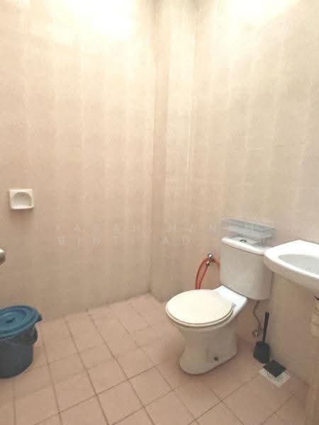 2-storey Terraced House for Sale in Denai Alam (Shah Alam) - FARAH HANIM BINTI AD SUHADAK SUHADAK - Bathroom - PropertyGuru.com.my