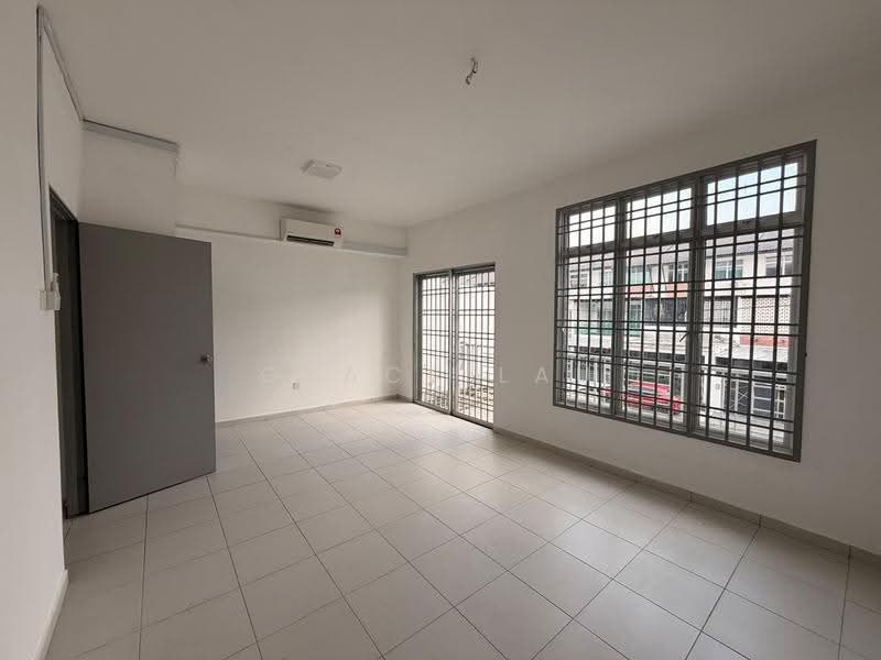 Rumah Teres 2.5-Tingkat untuk Dijual di Taman Scientex Utama (Senai) - Grace Lau - Interior - PropertyGuru.com.my