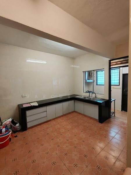 Rumah Teres 2-Tingkat untuk Disewa di Kepong Baru (Kepong) - Marcus Koh - Kitchen - PropertyGuru.com.my