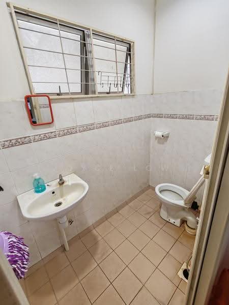 Apartment for Sale at Pangsapuri Saraka - Joyce Low - Bathroom - PropertyGuru.com.my