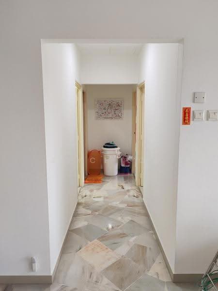 Apartment for Sale at Pangsapuri Saraka - Joyce Low - Corridor - PropertyGuru.com.my