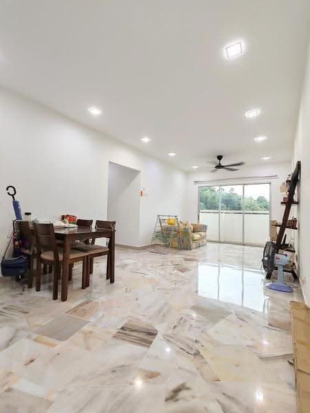 Apartment for Sale at Pangsapuri Saraka - Joyce Low - Living Room - PropertyGuru.com.my