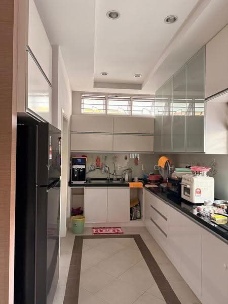 Semi-Detached House for Sale in Gelugor (Penang) - Yvonne Loh - Kitchen - PropertyGuru.com.my