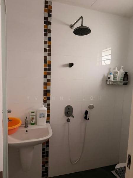Semi-Detached House for Sale in Gelugor (Penang) - Yvonne Loh - Bathroom - PropertyGuru.com.my