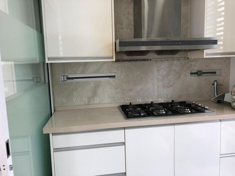 Kondominium untuk Dijual di 8 Gurney (The Shore Condominium) - Lynda Chan - Kitchen - PropertyGuru.com.my