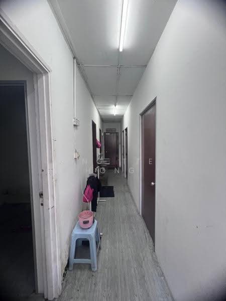 Shop / Office untuk Dijual di Kepong (Selangor) - ONG TZE HONG - Corridor - PropertyGuru.com.my