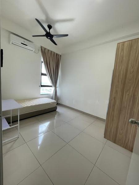 Kediaman Servis untuk Disewa di D'Summit Residences - Valerie Saw - Bedroom - PropertyGuru.com.my