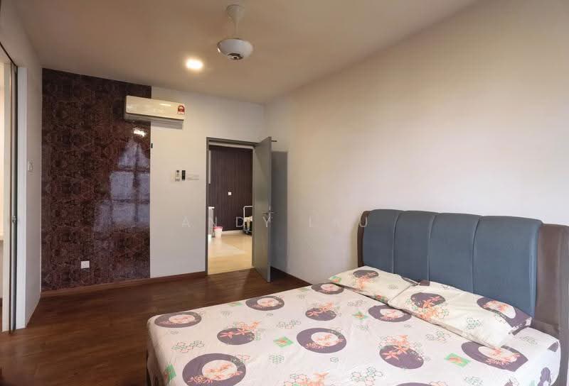 Condominium for Sale at Lakefront Residence - Andy Lau - Bedroom - PropertyGuru.com.my