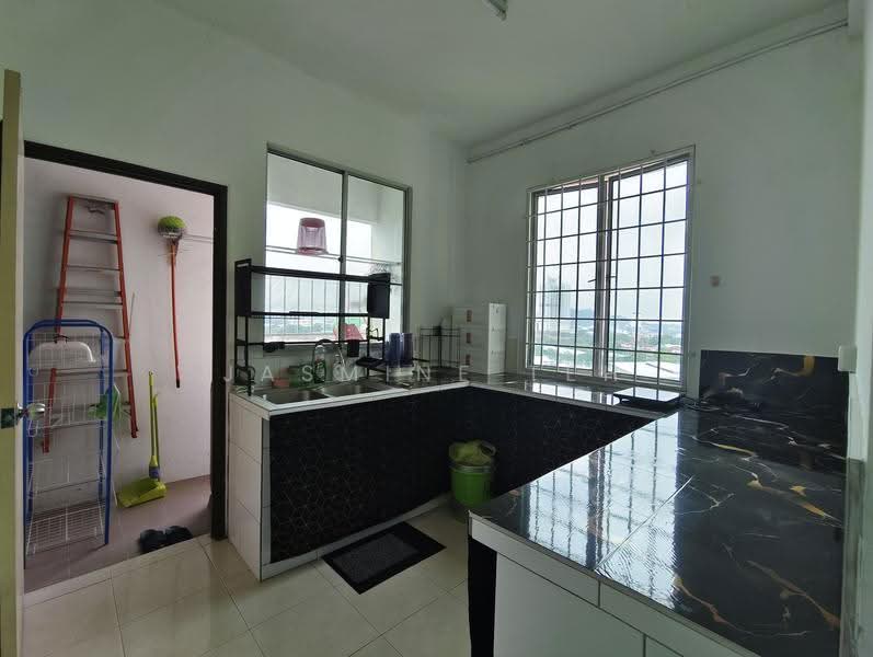 Pangsapuri untuk Disewa di Seri Emas - Jasmine Teh - Kitchen - PropertyGuru.com.my