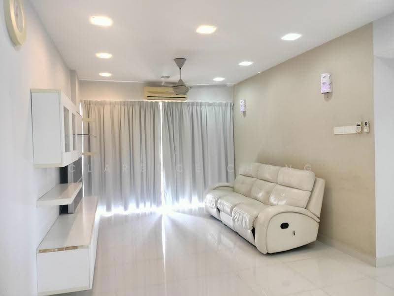 Pangsapuri untuk Dijual di Anjung Hijau (Greenfields) - Clarence Chong - Living Room - PropertyGuru.com.my