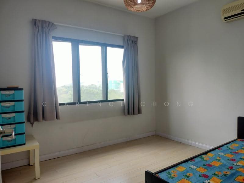 Pangsapuri untuk Dijual di Anjung Hijau (Greenfields) - Clarence Chong - Bedroom - PropertyGuru.com.my
