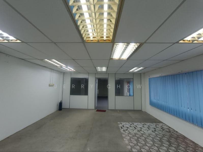 Shop / Office for Rent in Kampung Kuchai (Ipoh) - Jerry Chow - Interior - PropertyGuru.com.my