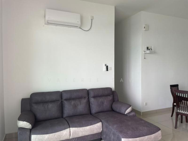 Kediaman Servis untuk Disewa di D'Summit Residences - Valerie Saw - Living Room - PropertyGuru.com.my