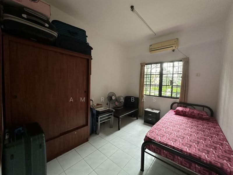 Condominium for Sale at Bayu Tasik 1 - Amir Abas - Bedroom - PropertyGuru.com.my