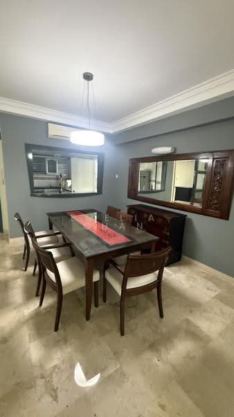 Kondominium untuk Disewa di Bungaraya Condominium - Emelia Chan - Dining Room - PropertyGuru.com.my