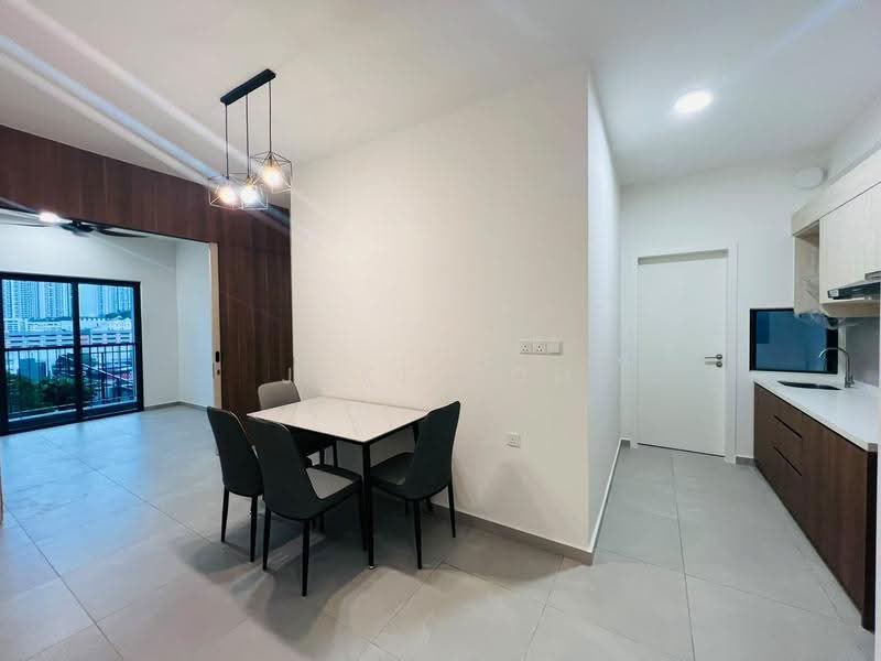 Kediaman Servis untuk Disewa di D'Ivo - Jake Poh - Dining Room - PropertyGuru.com.my