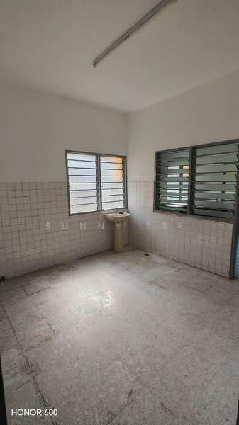 Terraced House for Sale in Gelugor (Penang) - Sunny Tse - Bathroom - PropertyGuru.com.my